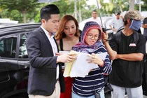 Đạo diễn tiết lộ ê-kíp phim “Gạo nếp gạo tẻ” từng bị dọa chém