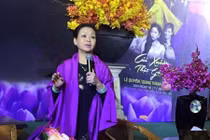 Danh ca Khánh Ly: "Tôi được xếp vào loại đồ cổ rồi"