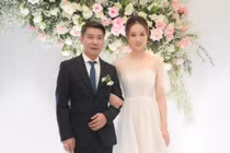 Vợ mới cưới của Công Lý bị chồng "cà khịa" khi đòi quà 8/3