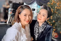 Hồng Diễm xinh đẹp bên NSND Thu Hà "Hướng dương ngược nắng"