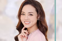 Vợ NSND Công Lý xinh đẹp trong bộ ảnh đón tuổi mới