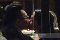 Lộ ảnh Linh Nga khóa môi người tình bí mật