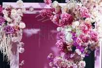 Phòng chờ sang chảnh phủ đầy hoa của Blackpink tại sân Mỹ Đình