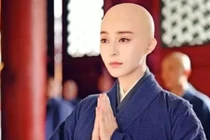 Hậu trường hóa trang đầu trọc của mỹ nhân Hoa ngữ