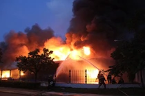 Hé lộ nguyên nhân ban đầu vụ cháy ở KCN Việt Nam-Singapore