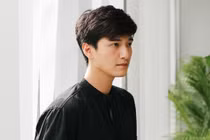 Huỳnh Anh: "Tôi rất xấu hổ khi để 100 người chờ đợi"