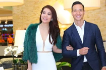 Trương Ngọc Ánh - Kim Lý vui vẻ sánh đôi tại Hà Nội