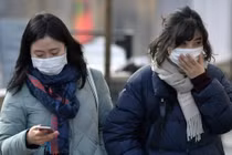 Dịch viêm phổi bùng phát tại TQ, công ty bán khẩu trang ăn nên làm ra