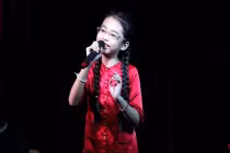 Phương Mỹ Chi giành cú đúp tại Zing Music Awards