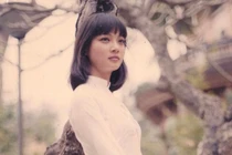 Vẻ đẹp vượt thời gian ai cũng phải khen của NSND Lê Khanh