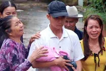 Y tá đã tiêm nhầm thuốc cho ba trẻ sơ sinh