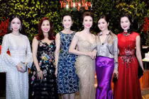 Giáng My, Thanh Mai đọ sắc cùng Hoa Hậu Vũ Thúy Nga