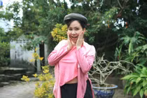 Diễn viên “Thương nhớ ở ai“: Khán giả cứ nhìn vòng 1 diễn viên thế?