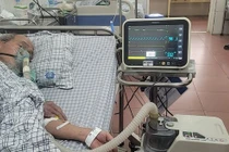 Phổi đông đặc, suy hô hấp... vì tự chữa cúm A 