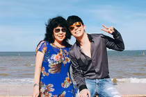 Bất ngờ về người mẹ tài giỏi của ca sĩ Nathan Lee