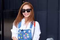 Ca sĩ Minh Hằng sành điệu ở Hàn Quốc