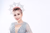 Diễn viên Hoàng Yến hẹn hò bạn trai kém 16 tuổi sau ly hôn