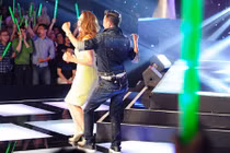 Mỹ Tâm quẩy cùng Đàm Vĩnh Hưng trên sân khấu The Voice