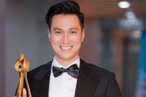 Việt Anh nói gì khi được xét tặng danh hiệu Nghệ sĩ Ưu tú?
