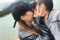 Huỳnh Anh "khóa môi" bạn gái trong chuyến phượt Đà Lạt 