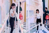 Ngỡ ngàng Angelababy đứng lên trứng không vỡ, chui vừa khe 17 cm