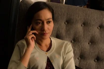 Đêm trộm vào nhà, đứng ngay đầu giường, Hạnh Thúy xử lý ai cũng phục