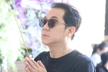 NSND Minh Vương, Thành Lộc đến tiễn biệt nghệ sĩ Huỳnh Nga