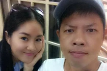 Vợ "cũ" Quách Ngọc Ngoan vui vẻ bên Thái Hòa