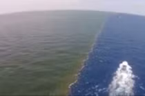 Kỳ lạ mặt biển chia đôi trên mỗi đại dương