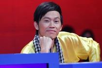 Hoài Linh gây sốc khi khoe “4 con xe” sang chảnh mới tậu