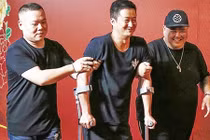 Ngô Kinh chấn thương khó khỏi vì nát khớp gối