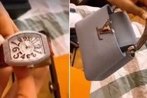 Nửa đêm Nhã Phương "hú vía" khi nhận quà gần nửa tỷ của Trường Giang