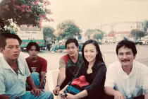 Ảnh thanh xuân của BTV Hoài Anh bên Lý Hùng, Thương Tín