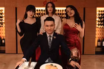 Khắc Việt vạch trần lối sống thực dụng của loạt gái xinh trong MV