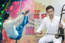 MC Nguyên Khang trổ tài múa cột, chơi đàn nhị trên sân khấu