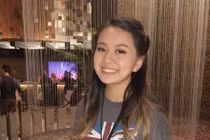 Con gái MC Kỳ Duyên quá xinh đẹp ở tuổi 18