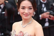 Diễn viên Thư Kỳ rạng ngời trên thảm đỏ Cannes