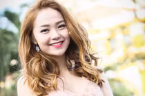 Ca sĩ Minh Hằng: "Tôi không có đại gia chống lưng"