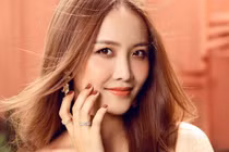 Trương Mỹ Nhân tố phải trả nợ cho mẹ suốt 10 năm vì lô đề