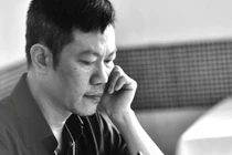 Nhạc sĩ Quốc Bảo bị u não, mắt cần phẫu thuật sớm