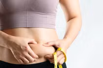 6 thói quen xấu trong ăn uống khiến mỡ bụng tích dày