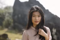 Sau “Thương nhớ ở ai”, Trà My tiếp tục đóng cảnh nóng trong phim mới
