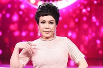 Việt Hương bức xúc: “Có người đáng tuổi con tôi nhưng chửi tôi rất mất dạy"