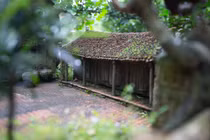 Kỳ lạ căn nhà 3 gian chưa đầy 1m2, lợp bằng 11.000 viên ngói