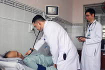 Kỳ diệu cứu sống người đàn ông ngưng tim 90 phút