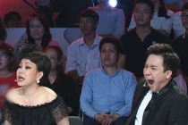 Trấn Thành ngáp dài, đuối sức vì mải miết chạy show