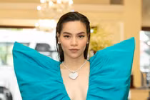 Hồ Ngọc Hà quyên góp 3 tỷ chống dịch Covid-19 và ủng hộ dân miền Tây