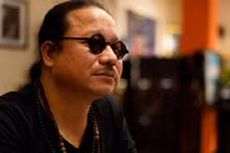 Nghệ sĩ Trần Mạnh Tuấn vẫn hôn mê sau gần một tuần nhập viện