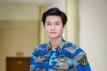 Huỳnh Anh ám chỉ nhà sản xuất "Hậu duệ mặt trời" lật lọng 