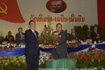 Ông Bounnhang Vorachit được bầu là Tổng Bí thư Đảng NDCM Lào